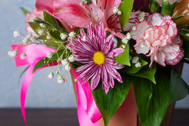 Seasonal Floral Arrangements with a Personal Touch